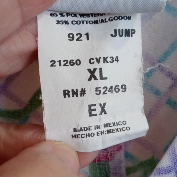 Scrub top extra large cute frogs Simply Basic - Picture 5 of 7